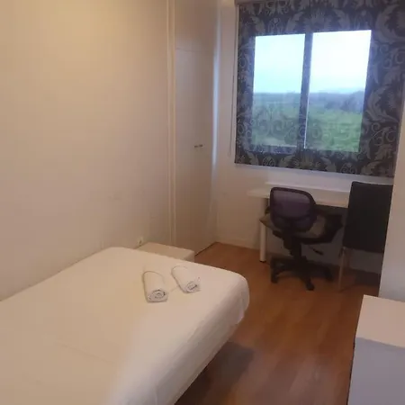 Elegante En Algemesi, Valencia *