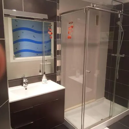 Elegante En Algemesi, Valencia *
